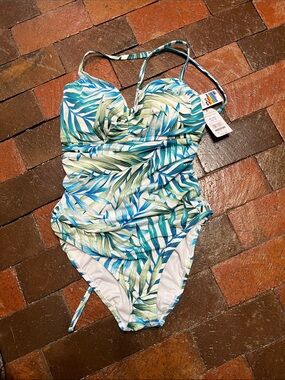 Time and True XL 16/18 swimsuit/slimming silhouette /adjustable straps NWT 2491
